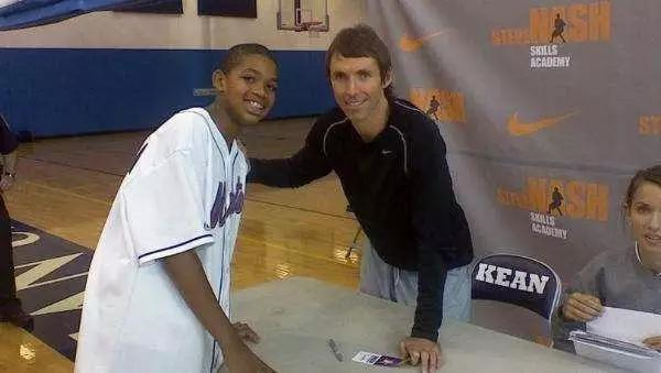 续在科莫上 续在科莫上